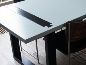 Zwaluwstaart tafel